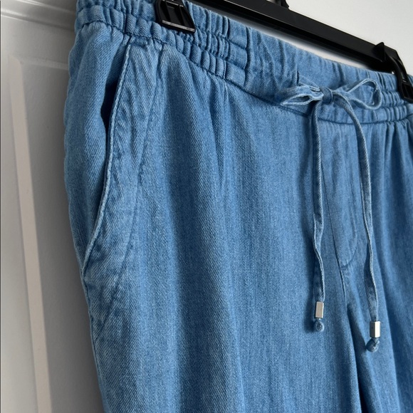 NWOT • Old Navy Chambray Tie-Waist Crop • Women’s Small - Picture 6 of 14